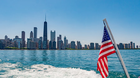 Sightseeing cruise on Chicago River on a sunny day - CHICAGO, USA - JUNE 11, 2019のeditorial素材
