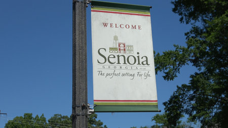 Welcome to Senoia USA - SENOIA, USA - APRIL 23, 2016のeditorial素材