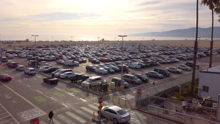Parking lot at Santa Monica Pier on a busy day - LOS ANGELES, UNITED STATES OF AMERICA - APRIL 1, 2019のeditorial素材