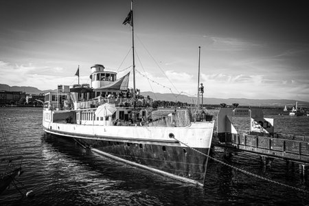 Boats on Lake Geneva at summer time - GENEVA, SWITZERLAND - JULY 8, 2020のeditorial素材