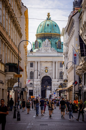 Pedestrian zone in Vienna with a view to the Imperial Palace - VIENNA, AUSTRIA, EUROPE - AUGUST 1, 2021のeditorial素材