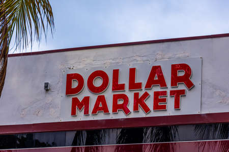 Dollar Market in Miami Beach - MIAMI, FLORIDA - FEBRUARY 14, 2022のeditorial素材
