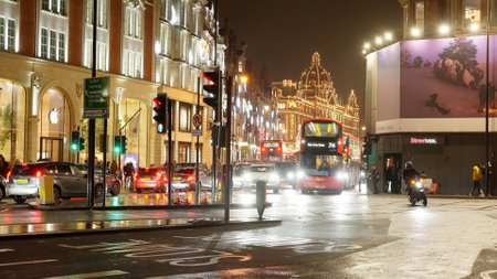 London Knightsbridge is a beautiful and expensive place - LONDON, UK - DECEMBER 20, 2022のeditorial素材