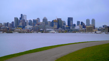 Beautiful walks at Gasworks Park in Seattle - SEATTLE, USA - APRIL 11, 2017のeditorial素材