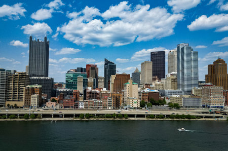City of Pittsburgh - aerial view - PITTSBURGH, USA - JUNE 09, 2023のeditorial素材