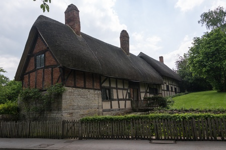 Anne hathaways cottage, the home of william shakespeares wife, shottery stratford-upon-avon great britain england uk united kingdom europeのeditorial素材