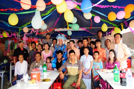 CHIANGMAI THAILAND-APRIL 4: Poi Sang Long ordination.Traditional annual ceremony of Wat Pa Pao Shan. on April 4,2012 in Chiangmai, Thailand.のeditorial素材