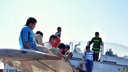 CHIANG MAI THAILAND-JAN.12 : Children's Day in Chiangmai.Parents would bring their children to the National Children's ChiangMai International Airport annually.on January 12,2013 in Chiangmai,Thailandのeditorial素材