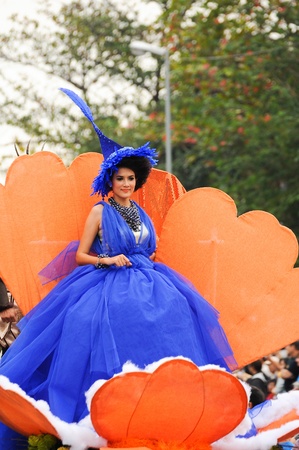 CHIANG MAI,THAILAND-FEB.2 : 37th Anniversary Chiang Mai Flower Festival, Unidentified woman in parade annual Chiang Mai flower festival. on Feb.2, 2013 in Chiang Mai,Thailand.のeditorial素材