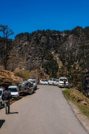 Manali, Himachal Pradesh, India - May 01, 2019 : Photo of Tourist and vehicle in gulaba. Road to Rohtang pass in himalayasのeditorial素材