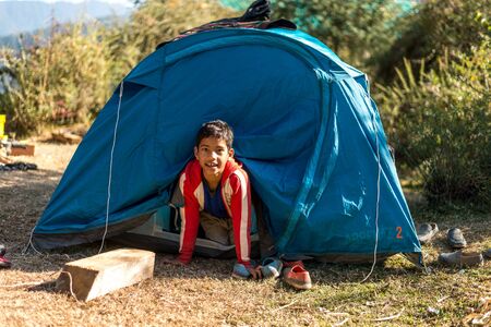 Kullu, Himachal Pradesh, India - December 09, 2018 : tourist tent camping in mountains - Indiaのeditorial素材