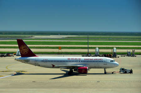 Airport tugのeditorial素材