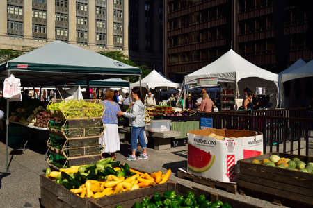 United States outdoor farmer\'s marketのeditorial素材
