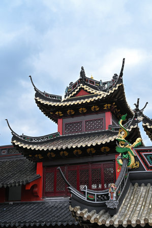 The roof of the ancient Chinese temple in the city of Shenzhen, China.