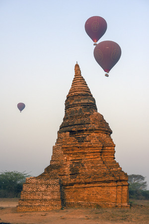 City of Vantaa - Bagan Ancient City Sceneryのeditorial素材