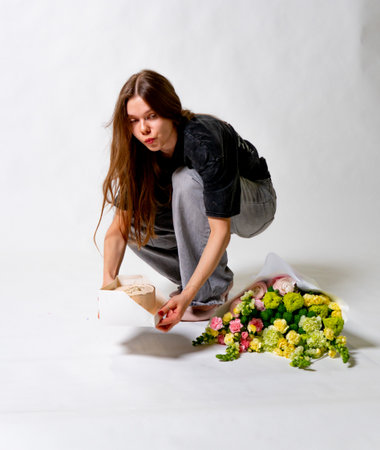 flowers girl cake food birthday event dessert celebration cheerful woman holiday sweetの写真素材