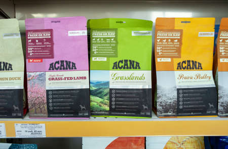 MINSK, BELARUS - June 11, 2020: Acana brand animal feed on a supermarket shelf.のeditorial素材