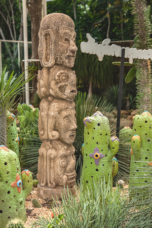 A closeup of a statue sculpture garden decorの写真素材