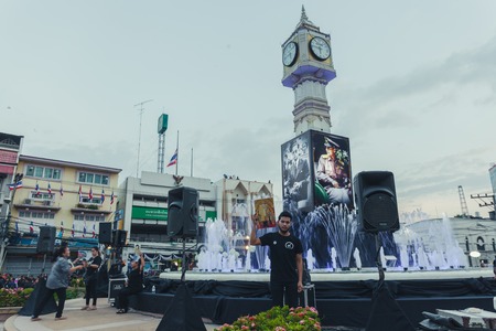 Phitsanulok, Thailand - November 7, 2016: The people of Thailand gathered in front of the clock tower, Phitsanulok The ceremony to commemorate King Bhumibol Adulyadej.のeditorial素材