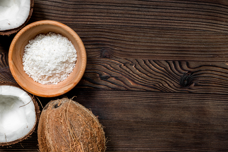 coconut food with flakes in bowl on table background top view mockupの写真素材