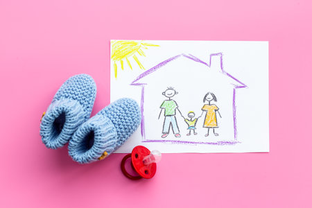 Mortgage concept. Happy family in house - Childrens drawingの写真素材