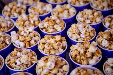 Many round popcorn cups. top viewの写真素材
