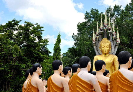 Buddha statueの素材