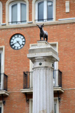 Bull statue in Teruel, Spainのeditorial素材