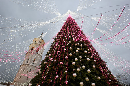 VILNIUS, LITHUANIA - December 02: view of the christmas tree in Vilnius on December 02, 2017 in Vilnius Lithuania. In 1994 the Vilnius Old Town was included in the UNESCO World Heritage List.のeditorial素材