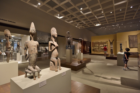 NEW YORK CITY, USA - AUG. 24: Unidentified people visit Metropolitan Museum of Art on August 24, 2017 in New York City, NY. Metropolitan Museum of Art is the most visited museum in the USAのeditorial素材