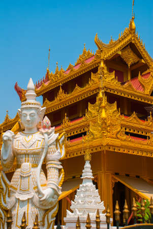 Kyauk Taw Gyee pagoda, Mandalay, Myanmar. Burma.の写真素材