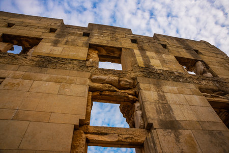 EPHESUS, SELCUK, IZMIR, TURKEY: Celsius Library in ancient city Ephesus. Most visited ancient city in Turkey.のeditorial素材