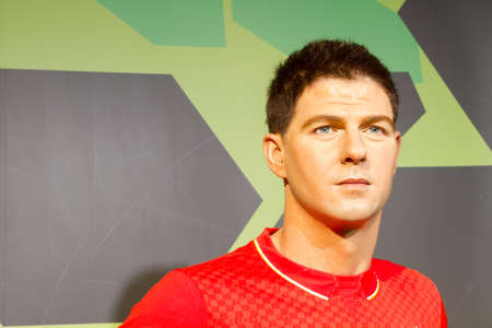 BANGKOK, THAILAND - DECEMBER 19: Wax figure of the famous Steven George Gerrard from Madame Tussauds on December 19, 2015 in Bangkok, Thailandのeditorial素材
