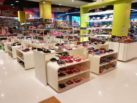 CHIANG RAI, THAILAND - FEBRUARY 2 : Department store interior view with footwear shop at Central Plaza on February 2, 2017 in Chiang rai, Thailand.のeditorial素材