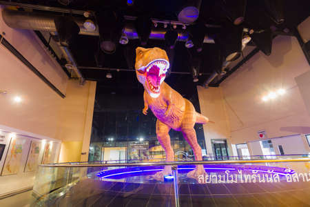 KALASIN, THAILAND - MARCH 3 : Wide shot of Siamotyrannus isanensis at Sirindhorn Dinosaur Museum on March 3, 2018 in Kalasin, Thailand.のeditorial素材
