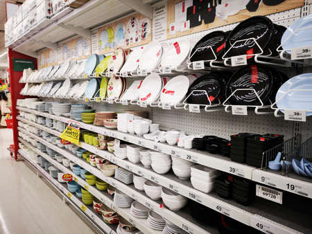 CHIANG RAI, THAILAND - DECEMBER 21: ceramic dishes sold on shelves in supermarket on December 15, 2018 in Chiang Rai, Thailand.のeditorial素材