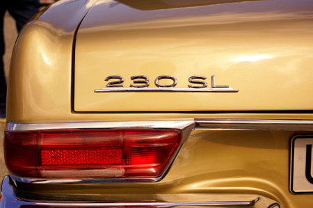 W113 230SL  taillight
