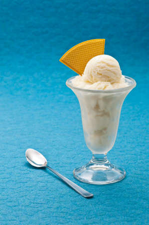 Vanilla Ice cream cup with wafer の写真素材