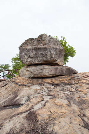 Viewpoint on a cliff. The rocky cliffs are extensive. Mountain High.の写真素材