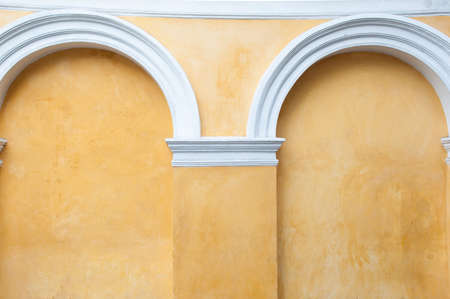 Wall arches. Corners of the door. The walls are painted in a classic brown.の写真素材