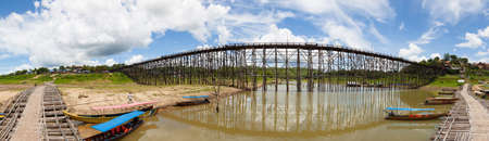 Panorama sagklaburi bridge It is the longest wooden bridge in Thailand.のeditorial素材