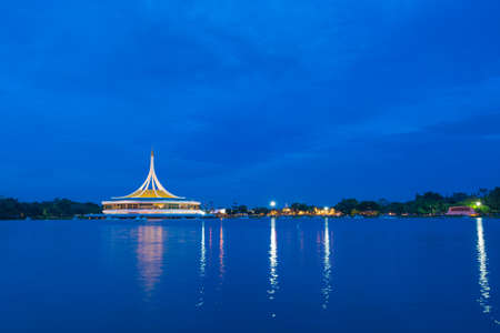 Suan Luang Rama IX Park in the evening.のeditorial素材