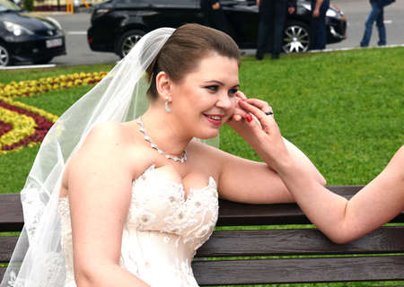 Bride in the city Parkの写真素材