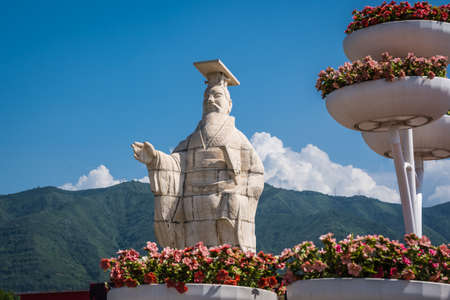 Xian, China -  July 2019 : Large and imposing sculpture of Chinese philosopher Confucius on the site of Terracotta Army Museumのeditorial素材