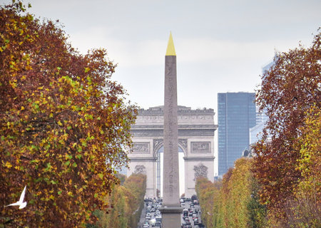 Axe Historique Paris- Louvre, Tuileries, Champs-ÃlysÃ©es, Arc de Triompheの写真素材