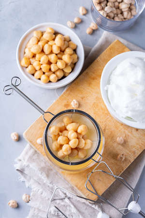 Chickpea Aquafaba, vegan egg substitute to cook meringueの写真素材