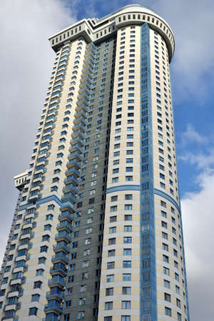 Moscow, Russia. September 28, 2021: High-rise buildings in residential complex Vorobyovy Gory on Mosfilmovskaya street, Moscow, Russiaのeditorial素材