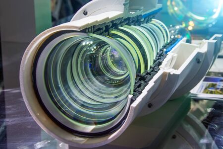 Lens camera, lens in cross-sectional structure of the optical technology