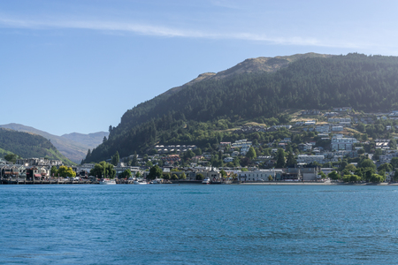 queenstown morning viewed over lake wakatipu in new zealand. Taken during summer.のeditorial素材