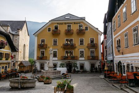 the central square in hallstatt, austria taken early in the morning. August 28th 2019のeditorial素材